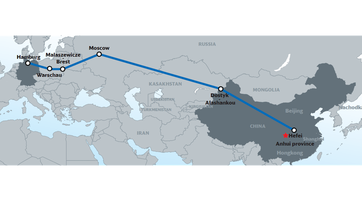 It takes 15 days to complete the trip of 10,600 km from Hefei to Hamburg